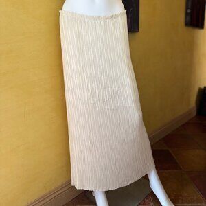 Vince Raw Edge Ivory Pleated Maxi Skirt – Elastic Waist, Size M/L (NWOT)